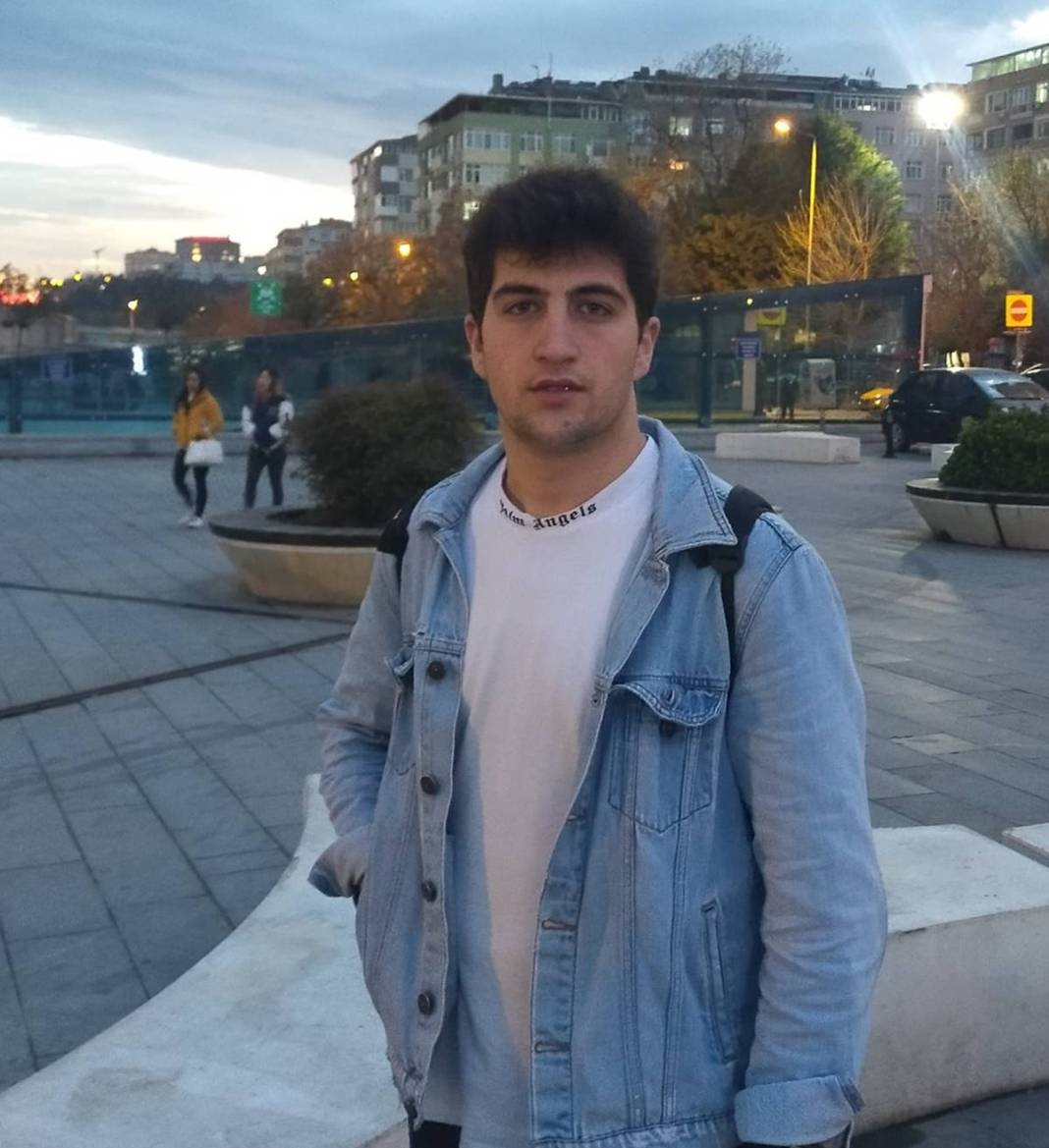 3 dakika önce sağlam girdiği işyerinde yarı çıplak baygın bulundu: Üzerine toka bırakılmıştı! Hastanede yaşamını yitirdi 10